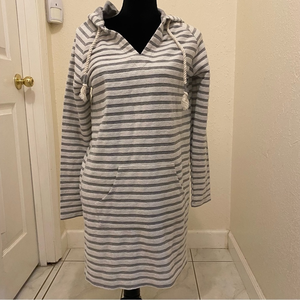- Retrology Pullover Hoodie striped size M